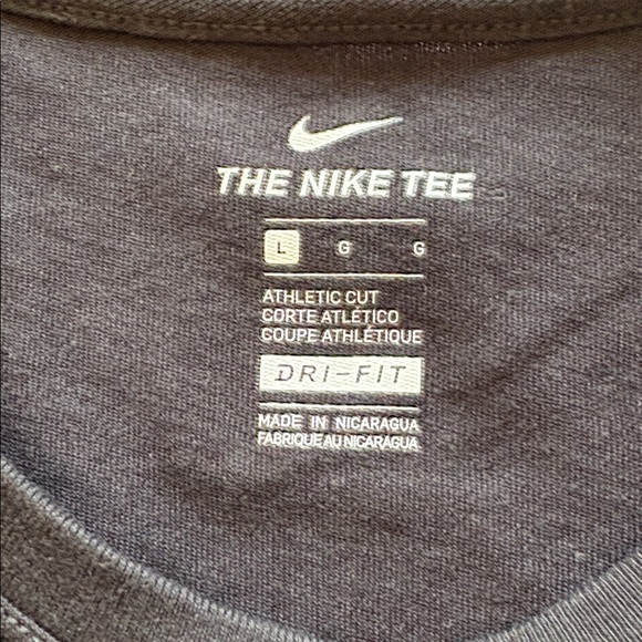 Nike Black T-Shirt with Pink Patterned Logo - Picture 3 of 7